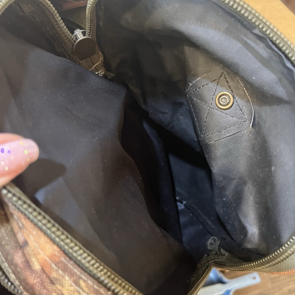 Magnum Camo 19" Hunting Fishing Range Field Gear Duffle Utility Bag Multi Pocket - Picture 8 of 16